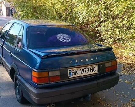 Синий Фольксваген Пассат, объемом двигателя 1.8 л и пробегом 435 тыс. км за 2199 $, фото 11 на Automoto.ua