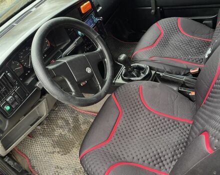 Синий Фольксваген Пассат, объемом двигателя 1.8 л и пробегом 370 тыс. км за 850 $, фото 6 на Automoto.ua