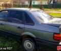 Синий Фольксваген Пассат, объемом двигателя 1.8 л и пробегом 300 тыс. км за 1450 $, фото 1 на Automoto.ua