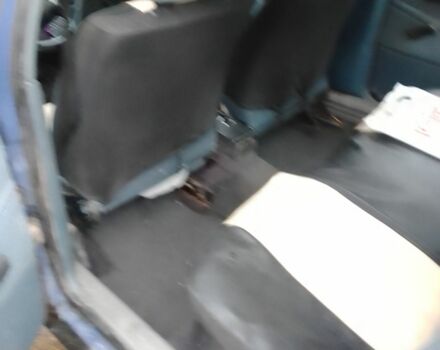 Синій Фольксваген Пассат, об'ємом двигуна 1.8 л та пробігом 300 тис. км за 927 $, фото 4 на Automoto.ua