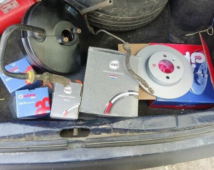 Синій Фольксваген Пассат, об'ємом двигуна 1.8 л та пробігом 435 тис. км за 2200 $, фото 19 на Automoto.ua