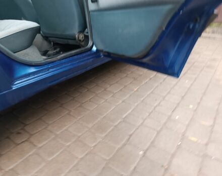 Синій Фольксваген Пассат, об'ємом двигуна 1.8 л та пробігом 500 тис. км за 1400 $, фото 10 на Automoto.ua