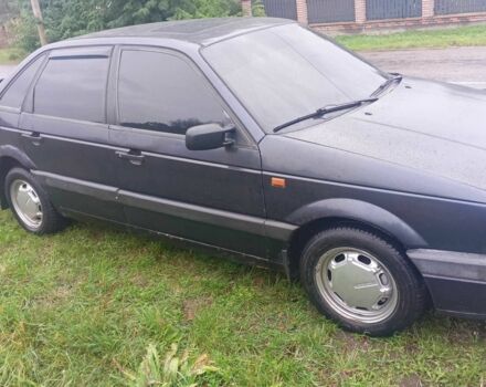 Синій Фольксваген Пассат, об'ємом двигуна 1.8 л та пробігом 350 тис. км за 1500 $, фото 4 на Automoto.ua