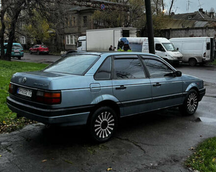 Синий Фольксваген Пассат, объемом двигателя 1.78 л и пробегом 225 тыс. км за 1450 $, фото 6 на Automoto.ua