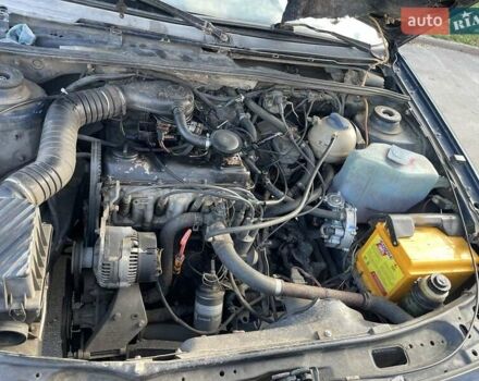 Синій Фольксваген Пассат, об'ємом двигуна 1.8 л та пробігом 543 тис. км за 1512 $, фото 5 на Automoto.ua