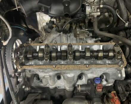 Синій Фольксваген Пассат, об'ємом двигуна 1.8 л та пробігом 320 тис. км за 1100 $, фото 5 на Automoto.ua