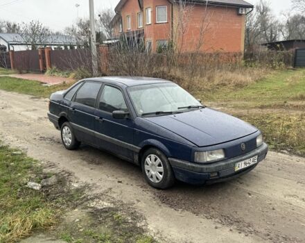 Синий Фольксваген Пассат, объемом двигателя 1.8 л и пробегом 150 тыс. км за 1200 $, фото 2 на Automoto.ua