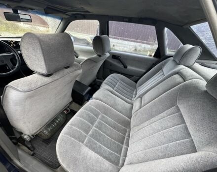 Синий Фольксваген Пассат, объемом двигателя 1.8 л и пробегом 150 тыс. км за 1200 $, фото 6 на Automoto.ua