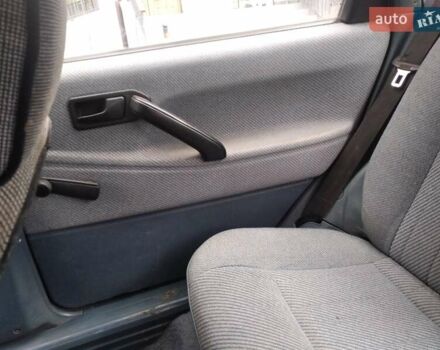 Синій Фольксваген Пассат, об'ємом двигуна 1.8 л та пробігом 420 тис. км за 1900 $, фото 30 на Automoto.ua