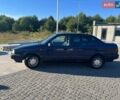 Синий Фольксваген Пассат, объемом двигателя 1.8 л и пробегом 333 тыс. км за 2100 $, фото 1 на Automoto.ua