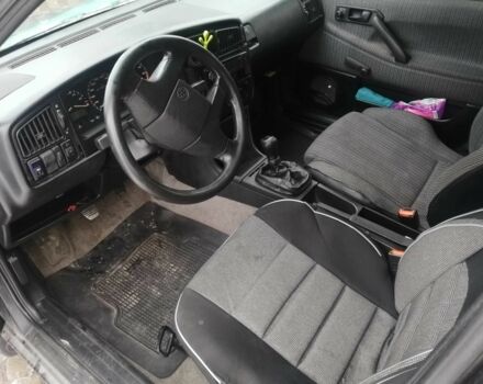 Синий Фольксваген Пассат, объемом двигателя 2 л и пробегом 41 тыс. км за 2000 $, фото 2 на Automoto.ua