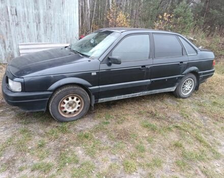 Синий Фольксваген Пассат, объемом двигателя 1.8 л и пробегом 560 тыс. км за 700 $, фото 2 на Automoto.ua