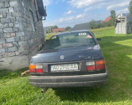 Синий Фольксваген Пассат, объемом двигателя 1.8 л и пробегом 400 тыс. км за 1050 $, фото 3 на Automoto.ua