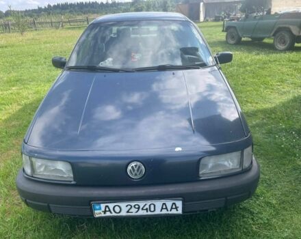 Синий Фольксваген Пассат, объемом двигателя 1.8 л и пробегом 400 тыс. км за 1050 $, фото 1 на Automoto.ua