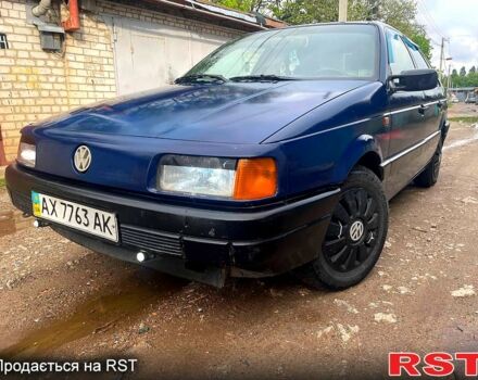 Синий Фольксваген Пассат, объемом двигателя 1.8 л и пробегом 270 тыс. км за 1330 $, фото 1 на Automoto.ua