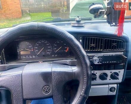 Синий Фольксваген Пассат, объемом двигателя 1.8 л и пробегом 280 тыс. км за 1800 $, фото 2 на Automoto.ua