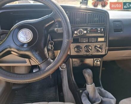 Синій Фольксваген Пассат, об'ємом двигуна 1.8 л та пробігом 200 тис. км за 1600 $, фото 1 на Automoto.ua