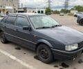 Синий Фольксваген Пассат, объемом двигателя 1.8 л и пробегом 444 тыс. км за 1200 $, фото 1 на Automoto.ua