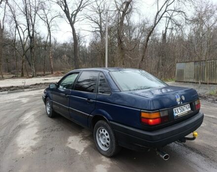 Синий Фольксваген Пассат, объемом двигателя 1.6 л и пробегом 284 тыс. км за 1700 $, фото 4 на Automoto.ua