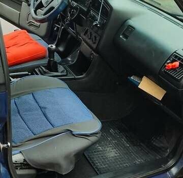 Синій Фольксваген Пассат, об'ємом двигуна 2 л та пробігом 619 тис. км за 1500 $, фото 2 на Automoto.ua