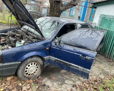 Синий Фольксваген Пассат, объемом двигателя 0 л и пробегом 426 тыс. км за 1375 $, фото 3 на Automoto.ua