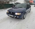 Синий Фольксваген Пассат, объемом двигателя 1.98 л и пробегом 200 тыс. км за 1750 $, фото 1 на Automoto.ua