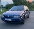 Синий Фольксваген Пассат, объемом двигателя 1.8 л и пробегом 200 тыс. км за 1200 $, фото 3 на Automoto.ua