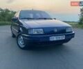 Синий Фольксваген Пассат, объемом двигателя 1.8 л и пробегом 200 тыс. км за 1200 $, фото 2 на Automoto.ua