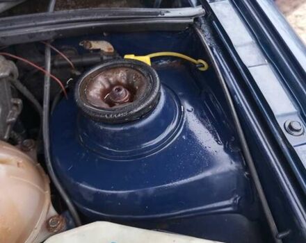 Синий Фольксваген Пассат, объемом двигателя 1.98 л и пробегом 280 тыс. км за 1300 $, фото 13 на Automoto.ua