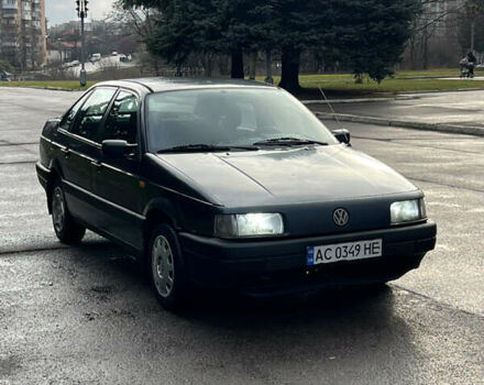 Синій Фольксваген Пассат, об'ємом двигуна 1.8 л та пробігом 350 тис. км за 1550 $, фото 2 на Automoto.ua