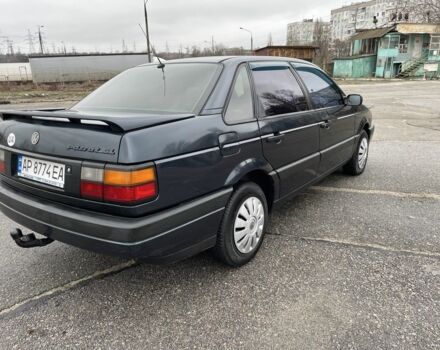 Синий Фольксваген Пассат, объемом двигателя 2 л и пробегом 300 тыс. км за 1950 $, фото 2 на Automoto.ua