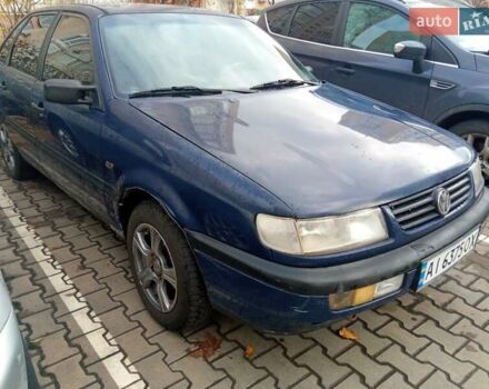 Синій Фольксваген Пассат, об'ємом двигуна 1.78 л та пробігом 322 тис. км за 1750 $, фото 2 на Automoto.ua