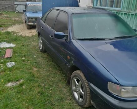 Синій Фольксваген Пассат, об'ємом двигуна 2 л та пробігом 300 тис. км за 2500 $, фото 2 на Automoto.ua