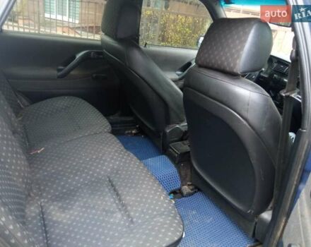 Синий Фольксваген Пассат, объемом двигателя 1.78 л и пробегом 322 тыс. км за 1950 $, фото 4 на Automoto.ua