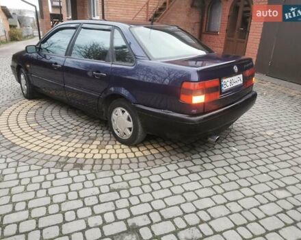 Синій Фольксваген Пассат, об'ємом двигуна 1.8 л та пробігом 348 тис. км за 1350 $, фото 18 на Automoto.ua