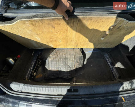 Синий Фольксваген Пассат, объемом двигателя 1.98 л и пробегом 400 тыс. км за 1400 $, фото 12 на Automoto.ua