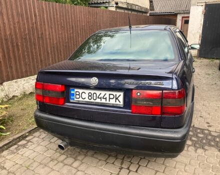 Синій Фольксваген Пассат, об'ємом двигуна 1.8 л та пробігом 340 тис. км за 1990 $, фото 1 на Automoto.ua