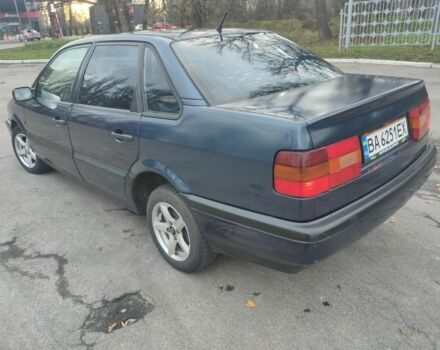 Синій Фольксваген Пассат, об'ємом двигуна 1.8 л та пробігом 334 тис. км за 2500 $, фото 4 на Automoto.ua