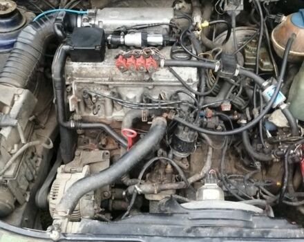 Синій Фольксваген Пассат, об'ємом двигуна 2 л та пробігом 300 тис. км за 2500 $, фото 4 на Automoto.ua