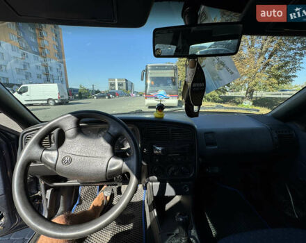 Синий Фольксваген Пассат, объемом двигателя 1.98 л и пробегом 400 тыс. км за 1400 $, фото 10 на Automoto.ua