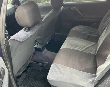 Синий Фольксваген Пассат, объемом двигателя 2 л и пробегом 300 тыс. км за 1700 $, фото 6 на Automoto.ua