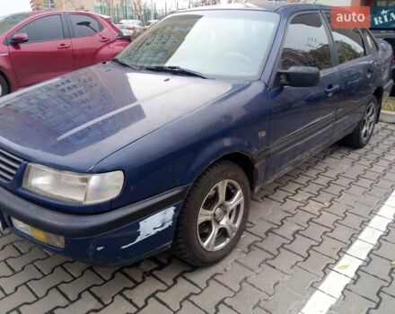 Синій Фольксваген Пассат, об'ємом двигуна 1.78 л та пробігом 322 тис. км за 1750 $, фото 10 на Automoto.ua