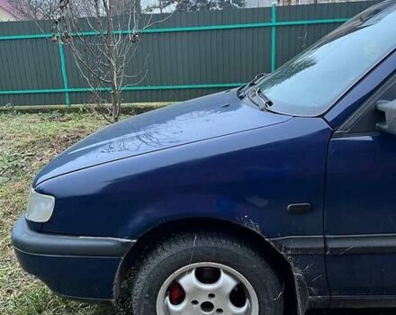 Синий Фольксваген Пассат, объемом двигателя 1.8 л и пробегом 359 тыс. км за 2350 $, фото 32 на Automoto.ua