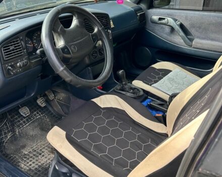 Синій Фольксваген Пассат, об'ємом двигуна 0 л та пробігом 320 тис. км за 2900 $, фото 4 на Automoto.ua