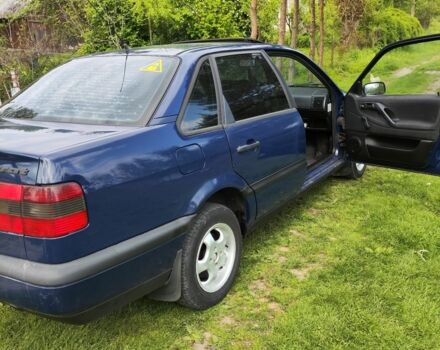 Синій Фольксваген Пассат, об'ємом двигуна 1.8 л та пробігом 359 тис. км за 2200 $, фото 1 на Automoto.ua