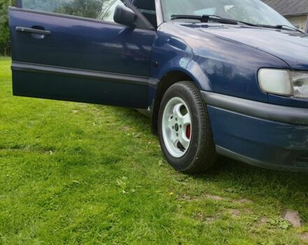 Синій Фольксваген Пассат, об'ємом двигуна 1.8 л та пробігом 359 тис. км за 2200 $, фото 6 на Automoto.ua