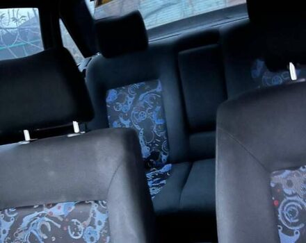 Синий Фольксваген Пассат, объемом двигателя 1.8 л и пробегом 359 тыс. км за 2350 $, фото 11 на Automoto.ua