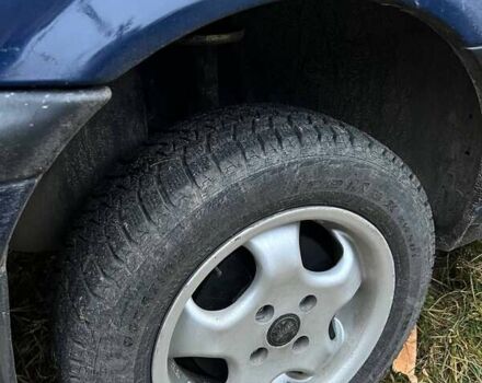 Синий Фольксваген Пассат, объемом двигателя 1.8 л и пробегом 359 тыс. км за 2350 $, фото 19 на Automoto.ua