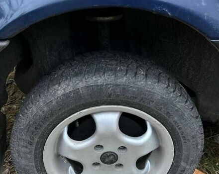 Синий Фольксваген Пассат, объемом двигателя 1.8 л и пробегом 359 тыс. км за 2350 $, фото 33 на Automoto.ua