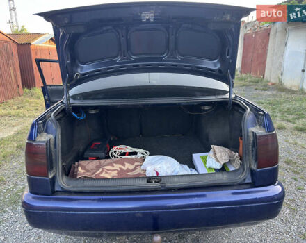 Синий Фольксваген Пассат, объемом двигателя 1.9 л и пробегом 387 тыс. км за 2200 $, фото 13 на Automoto.ua